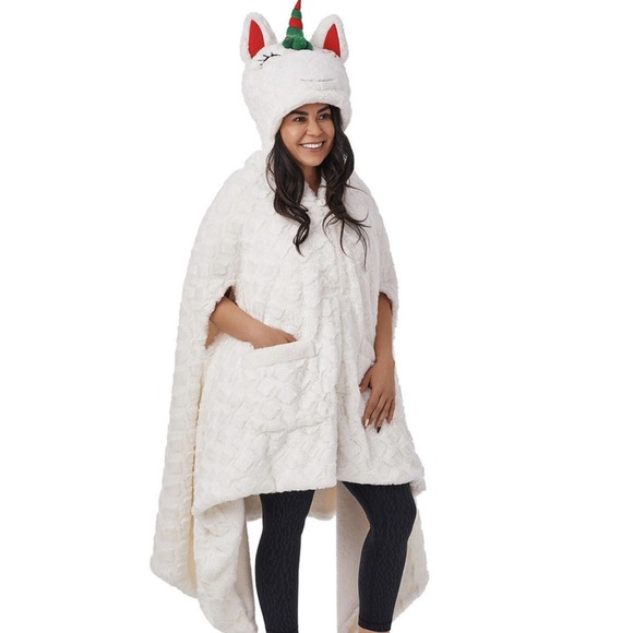 NWT Members Mark UNICORN Cozy Critter Wrap Super Soft Faux Fur Adult Sz OSFM - Picture 1 of 3